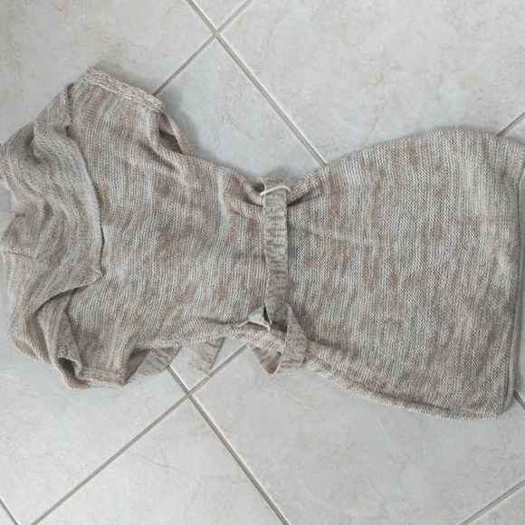 Women's small tan vowel neck sweater dress - Picture 6 of 6